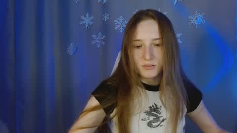 Snapshot of sweetie_lover chatting on December 2024 08:27:02 PM Annie online show from December 2024 08:27:02 PM