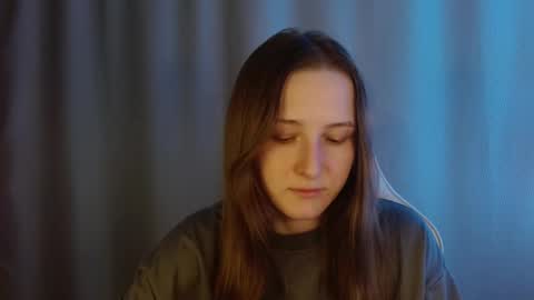 Annie online show from February 2026 09:02:02 PM