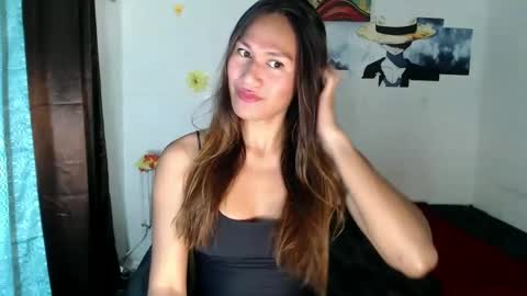 Snapshot of sweetiekimz chatting on March 2025 04:46:01 PM Rosemarie online show from March 2025 04:46:01 PM