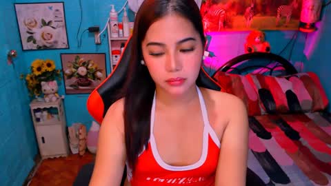 Nicole online show from December 2024 02:00:01 PM