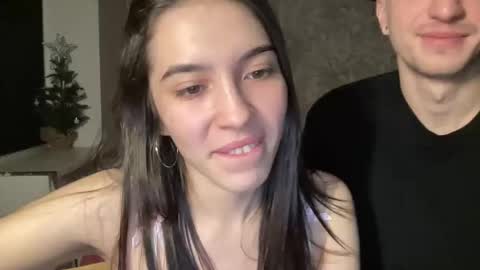 Snapshot of sweetiepipe chatting on February 2026 03:26:01 AM Welcome to our room We are Renata21 and Bogdan 24 online show from February 2026 03:26:01 AM