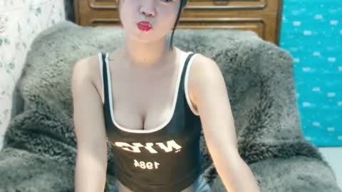 Snapshot of sweetjowa chatting on November 2025 01:22:04 PM jona online show from November 2025 01:22:04 PM