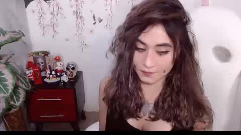 karen online show from May 2026 06:28:02 PM