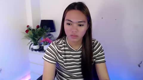 Snapshot of sweetkayexx chatting on February 2026 04:30:01 AM SWEET KEYA online show from February 2026 04:30:01 AM