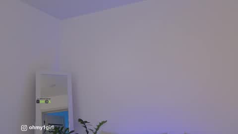 Snapshot of sweetkira1 chatting on February 2026 03:32:01 PM SweetKira1 online show from February 2026 03:32:01 PM