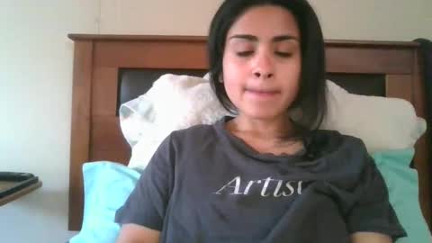 Snapshot of sweetlatinafit chatting on November 2025 12:33:01 PM sweetlatinafit online show from November 2025 12:33:01 PM