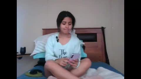 Snapshot of sweetlatinafit chatting on November 2025 12:20:01 PM sweetlatinafit online show from November 2025 12:20:01 PM