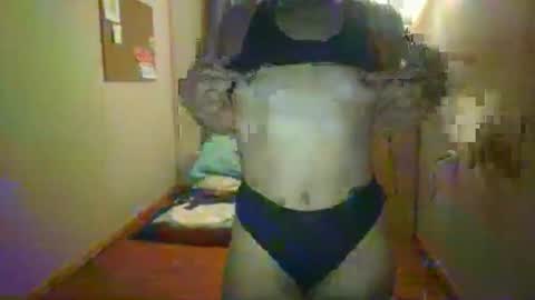Snapshot of sweetlatinafit chatting on November 2025 12:43:02 AM sweetlatinafit online show from November 2025 12:43:02 AM