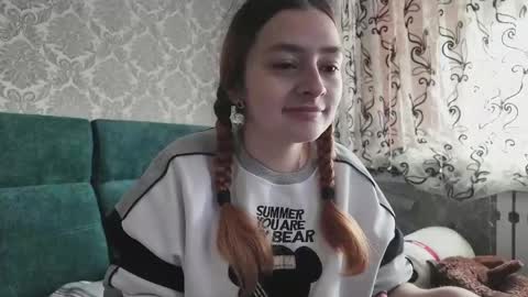 Snapshot of sweetliaison chatting on April 2026 06:08:01 AM sweetliaison online show from April 2026 06:08:01 AM