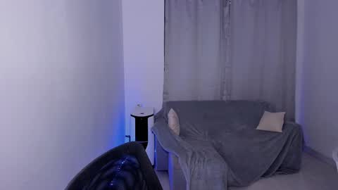 Snapshot of sweetlian_04 chatting on March 2025 04:27:02 AM Lian online show from March 2025 04:27:02 AM