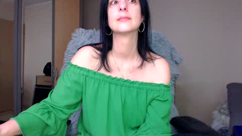 JenJenny online show from January 2025 09:15:01 AM