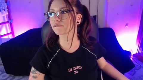 Snapshot of sweetlu_gh chatting on November 2025 07:04:01 PM Sweetlu online show from November 2025 07:04:01 PM