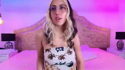 sweetlyundone online show from June 2026 07:16:02 PM