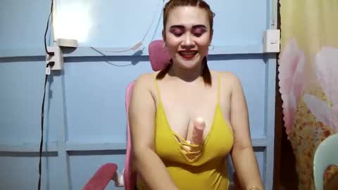 sweet maria online show from November 2025 03:05:01 PM