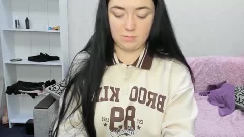 Snapshot of sweetmarylove chatting on December 2024 09:11:01 AM sweetmarylove online show from December 2024 09:11:01 AM