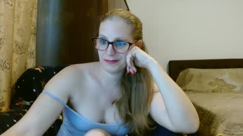 sweetmayaxoxo online show from February 2025 12:52:02 PM