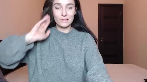 Snapshot of sweetmiaa chatting on December 2025 02:25:02 PM Mia online show from December 2025 02:25:02 PM