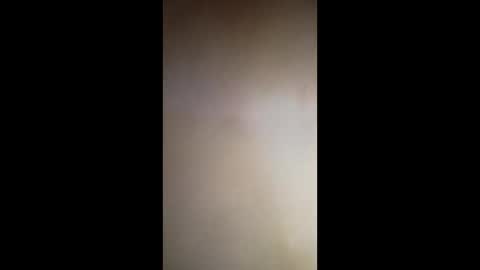 Snapshot of sweetmkb chatting on May 2026 10:42:01 AM Aria online show from May 2026 10:42:01 AM