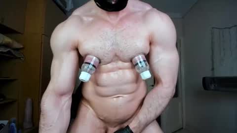 Snapshot of sweetmuscles_boy chatting on June 2026 07:36:01 AM Lorenzo online show from June 2026 07:36:01 AM