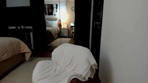 Snapshot of sweetndcrazy chatting on January 2025 10:06:02 AM Nicole online show from January 2025 10:06:02 AM