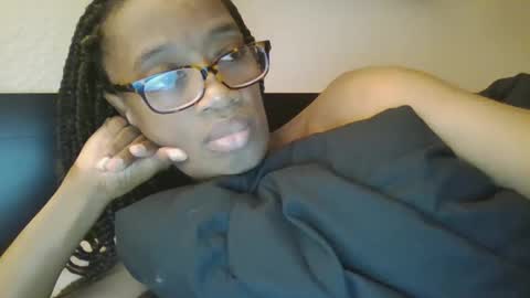 Snapshot of sweetness_cool chatting on February 2025 06:37:01 PM sweetness_cool online show from February 2025 06:37:01 PM