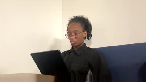 Snapshot of sweetness_cool chatting on February 2026 01:47:02 AM sweetness_cool online show from February 2026 01:47:02 AM