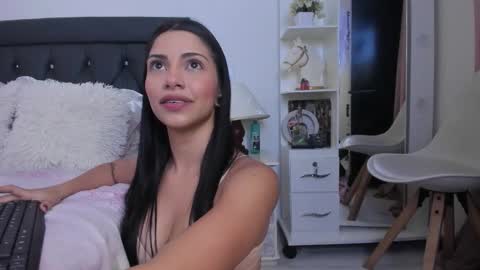 Snapshot of sweetnicky1 chatting on February 2026 11:03:02 PM sweetnicky1 online show from February 2026 11:03:02 PM