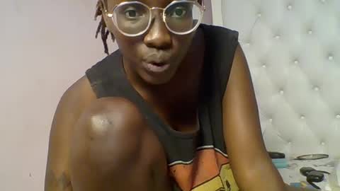 Novah girlie online show from May 2026 05:43:01 PM