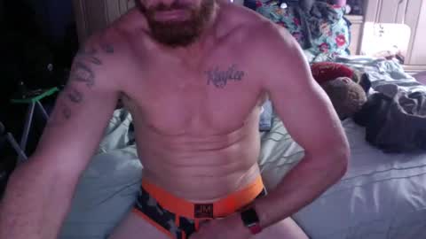 Snapshot of sweetnsexy95 chatting on January 2025 06:17:01 PM WeAim2PZzz online show from January 2025 06:17:01 PM