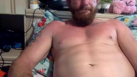 Snapshot of sweetnsexy95 chatting on January 2025 05:37:02 AM WeAim2PZzz online show from January 2025 05:37:02 AM