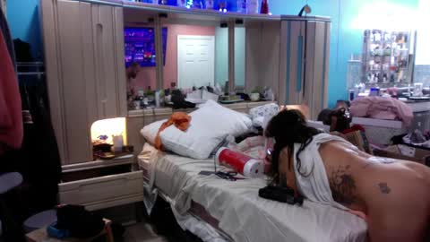 Snapshot of sweetnsexy95 chatting on February 2025 04:48:01 AM WeAim2PZzz online show from February 2025 04:48:01 AM