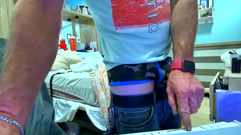 Snapshot of sweetnsexy95 chatting on February 2025 08:36:01 PM WeAim2PZzz online show from February 2025 08:36:01 PM