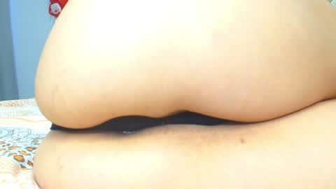 Snapshot of sweetpairfun chatting on January 2025 09:36:02 AM Veronica and Alex online show from January 2025 09:36:02 AM