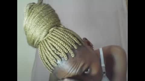 Snapshot of sweetpetite254 chatting on February 2025 02:40:02 AM ESTHER online show from February 2025 02:40:02 AM