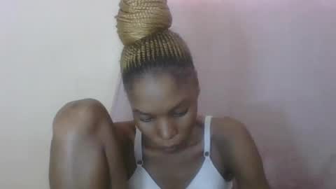 ESTHER online show from July 2026 07:33:01 AM