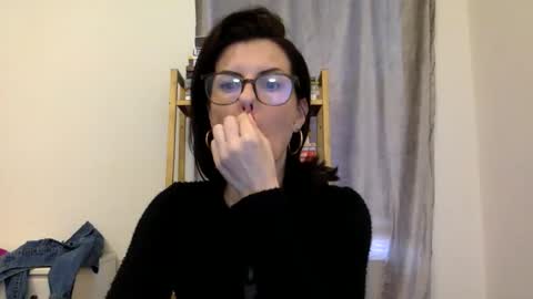 Snapshot of sweetriddance chatting on November 2025 02:16:01 PM sweetriddance online show from November 2025 02:16:01 PM