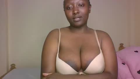 Snapshot of sweetrose2049 chatting on March 2026 06:15:02 PM Rose Watetu online show from March 2026 06:15:02 PM