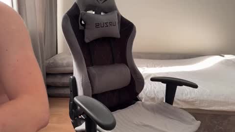 sweets_909 online show from March 2026 04:50:01 AM