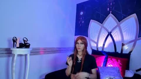 sweets_anie online show from September 2025 08:09:02 PM