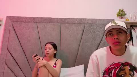 Miel and Leo online show from June 2026 12:15:01 PM