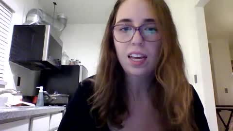 Snapshot of sweetsocalgirl chatting on January 2025 05:22:01 AM sweetsocalgirl online show from January 2025 05:22:01 AM