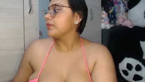 sweett_candy1 online show from January 2026 02:36:02 AM