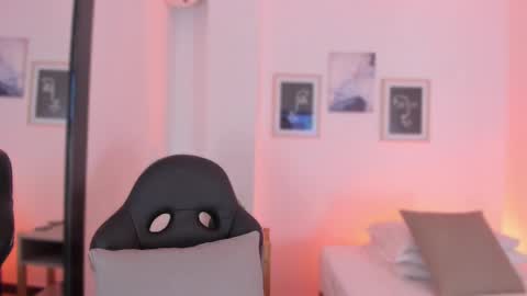 Tammy online show from February 2025 07:48:02 PM