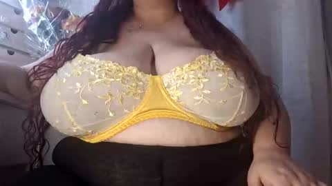 Snapshot of sweettm chatting on January 2026 05:58:02 PM Maya online show from January 2026 05:58:02 PM