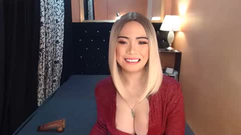 Snapshot of sweettrixiee chatting on December 2024 06:25:02 AM Ms trixiee online show from December 2024 06:25:02 AM