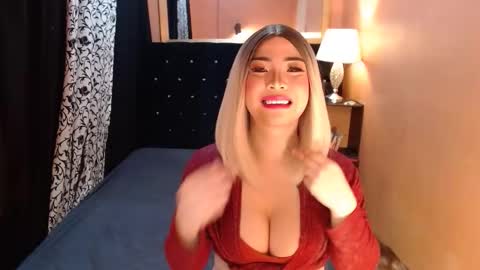 Snapshot of sweettrixiee chatting on September 2025 07:44:02 AM Ms trixiee online show from September 2025 07:44:02 AM