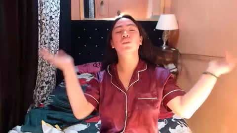 Snapshot of sweettrixiee chatting on October 2025 10:32:02 PM Ms trixiee online show from October 2025 10:32:02 PM