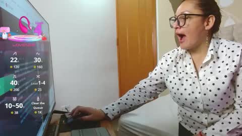 Scarlet online show from October 2025 11:47:01 AM