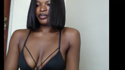 sweetxxboobsx online show from October 2025 08:15:01 AM