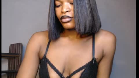 sweetxxboobsx online show from May 2026 08:42:02 AM